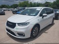 Photo 2 of 16 — 2023 Chrysler Pacifica