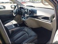 Photo 5 of 16 — 2023 Chrysler Pacifica