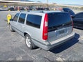 Photo 3 of 14 — 2000 Volvo V70