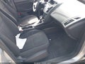 Photo 5 of 11 — 2016 Ford Focus