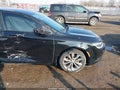 Photo 6 of 20 — 2015 Chrysler 200