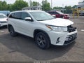 Photo 1 of 16 — 2019 Toyota Highlander