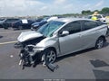 Photo 2 of 17 — 2016 Toyota Prius
