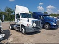 2013 Freightliner Cascadia 125 — photo 1 of 24 | VIN 1FUBGDDV1DLBX5164