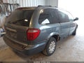 Photo 4 of 11 — 2002 Chrysler Town & Country