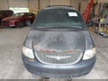 2002 Chrysler Town & Country — photo 6 of 11 | VIN 2C4GP44392R501807