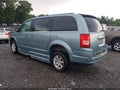 Photo 3 of 19 — 2010 Chrysler Town & Country