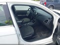 Photo 5 of 11 — 2012 Chrysler 200