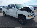 2002 Chevrolet Silverado 1500 — photo 1 of 17 | VIN 2GCEK19T721198151