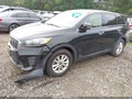 2019 Kia Sorento — photo 2 of 16 | VIN 5XYPGDA32KG435691