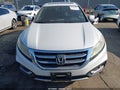 Photo 12 of 17 — 2015 Honda Crosstour