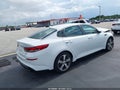 2020 Kia Optima — photo 4 of 17 | VIN 5XXGT4L32LG407906
