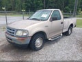 1998 Ford F-150 — photo 2 of 11 | VIN 1FTZF1725WNC27974