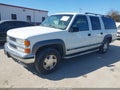 1999 Chevrolet Suburban 1500 — photo 2 of 12 | VIN 3GNFK16RXXG118246