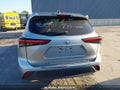 Photo 14 of 15 — 2022 Toyota Highlander
