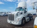 2019 Peterbilt 579 — photo 2 of 11 | VIN 1XPBDP9X4KD235923