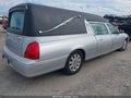 Photo 4 of 12 — 2006 Lincoln Town Car