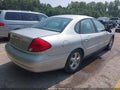 2002 Ford Taurus — photo 4 of 13 | VIN 1FAFP55292G258157