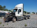 2015 Freightliner Cascadia 125 — photo 2 of 16 | VIN 3AKJGED51FSGF3894