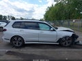 Photo 13 of 16 — 2024 BMW X7