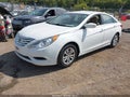 Photo 2 of 16 — 2013 Hyundai Sonata