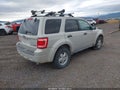 2009 Ford Escape — photo 4 of 16 | VIN 1FMCU93G09KB70211