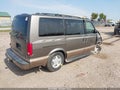 Photo 4 of 10 — 2000 Chevrolet Astro