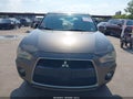 Photo 12 of 16 — 2011 Mitsubishi Outlander