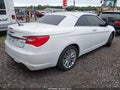 Photo 4 of 12 — 2011 Chrysler 200