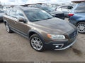 Photo 1 of 18 — 2016 Volvo XC70