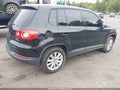Photo 4 of 11 — 2010 Volkswagen Tiguan