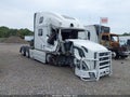 Photo 1 of 14 — 2017 Volvo VNL