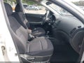 Photo 5 of 17 — 2012 Hyundai Elantra