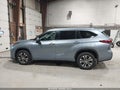 Photo 14 of 18 — 2022 Toyota Highlander