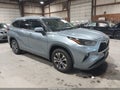 Photo 1 of 18 — 2022 Toyota Highlander