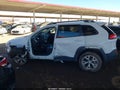 Photo 15 of 17 — 2015 Jeep Cherokee