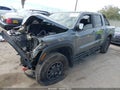Photo 2 of 17 — 2022 Nissan Frontier