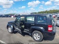 Photo 14 of 16 — 2010 Jeep Liberty