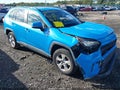 Photo 1 of 17 — 2019 Toyota RAV4