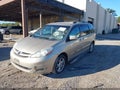 Photo 2 of 16 — 2006 Toyota Sienna