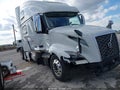 Photo 13 of 22 — 2019 Volvo VNL
