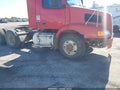 Photo 11 of 15 — 2001 Volvo VN