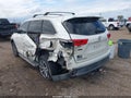 Photo 3 of 16 — 2017 Toyota Highlander
