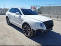 2019 Bentley Bentayga — photo 1 of 22 | VIN SJAAM2ZV1KC024572