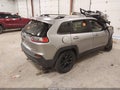 Photo 4 of 10 — 2019 Jeep Cherokee
