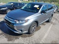 Photo 2 of 18 — 2018 Mitsubishi Outlander
