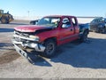 2001 Chevrolet Silverado 1500 — photo 2 of 15 | VIN 1GCEC19VX1Z208353