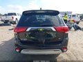 Photo 17 of 17 — 2022 Mitsubishi Outlander