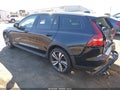 2023 Volvo V60 Cross Country — photo 3 of 16 | VIN YV4L12WZ7P2108204