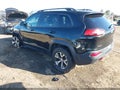Photo 3 of 18 — 2016 Jeep Cherokee